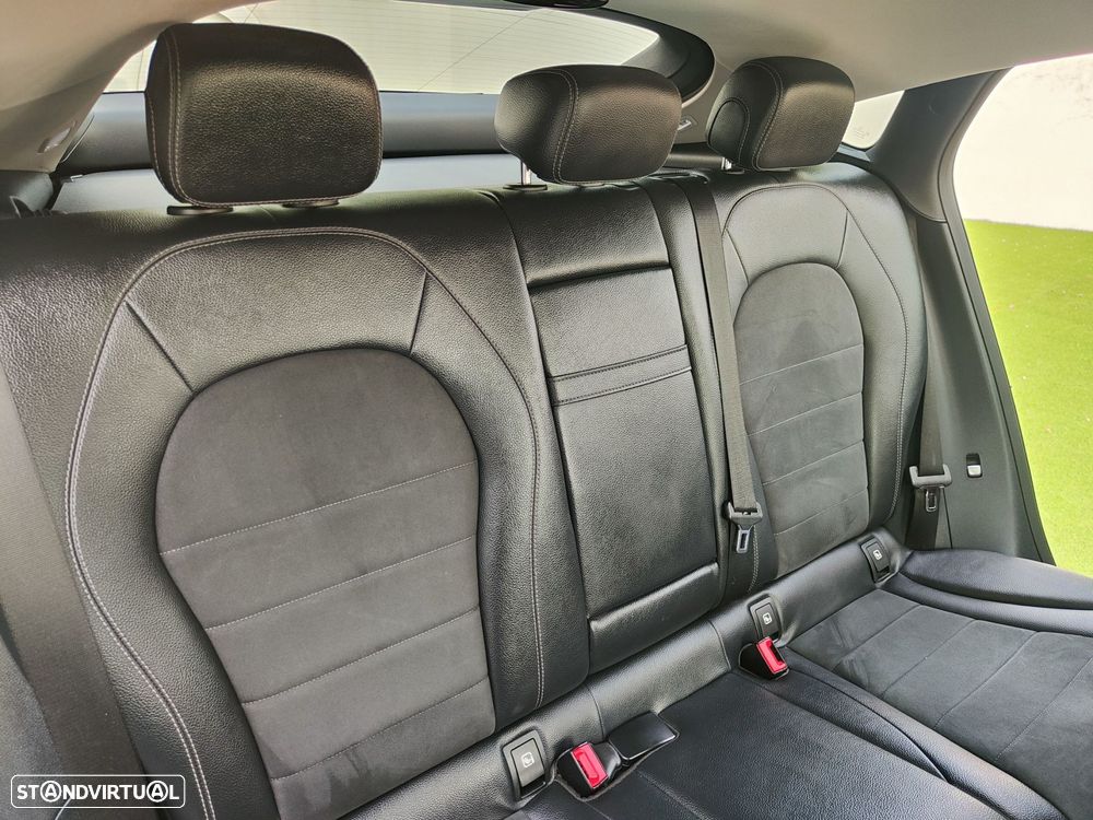 Mercedes-Benz GLC 250 d Coupé AMG Line 4-Matic - 35