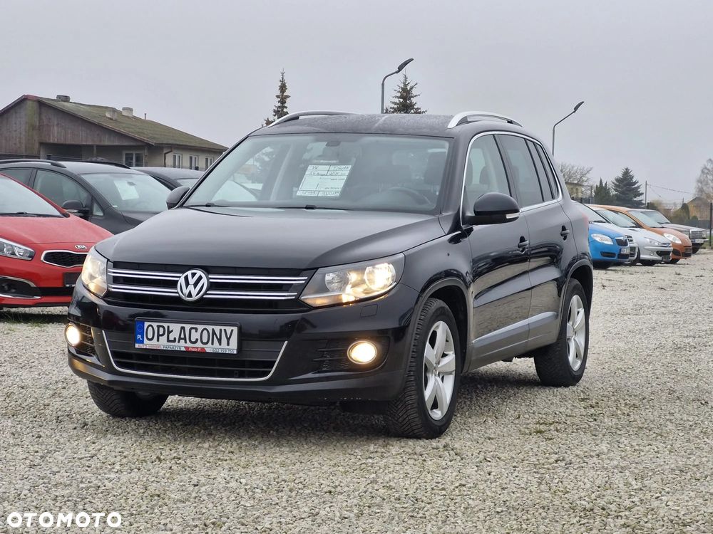 Volkswagen Tiguan - 1