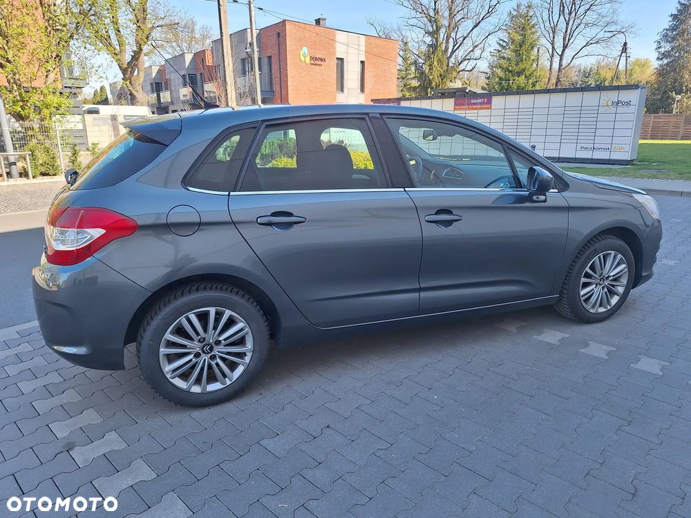 Citroën C4 VTi 120 Exclusive - 4