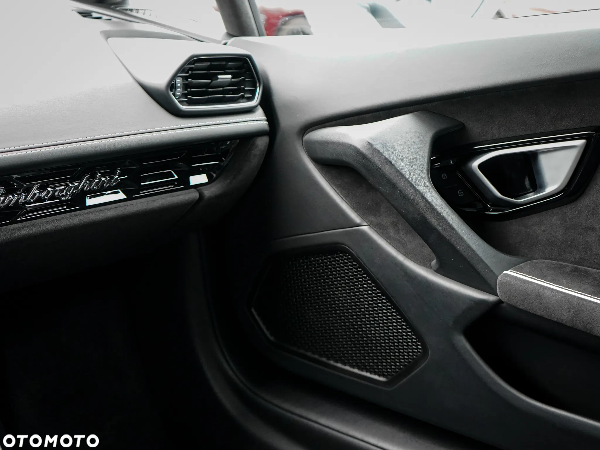 Lamborghini Huracan EVO - 27