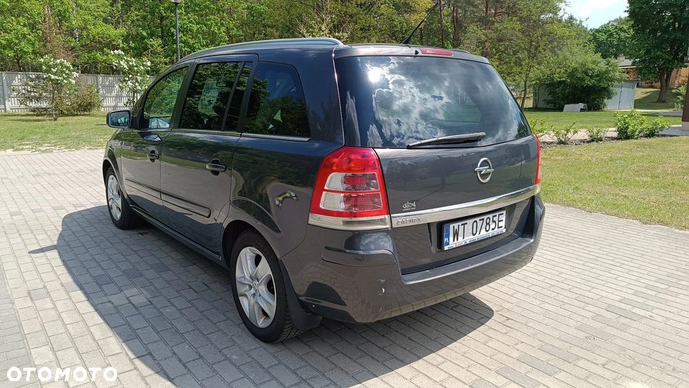 Opel Zafira 1.8 - 7