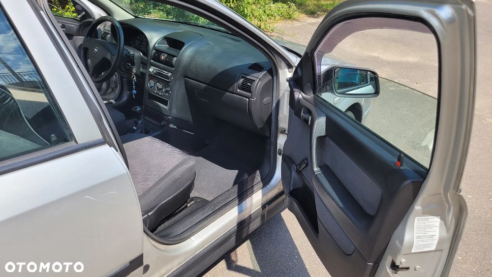 Opel Astra - 8