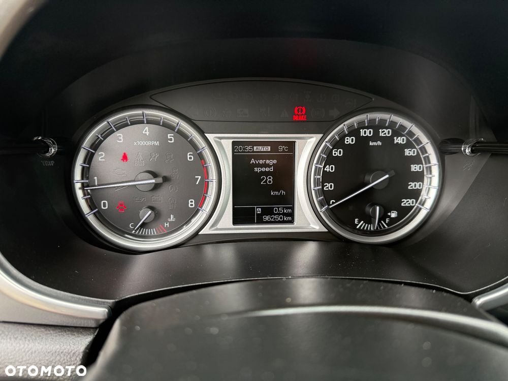 Suzuki Vitara 1.6 (4x4) Allgrip Comfort+ - 15