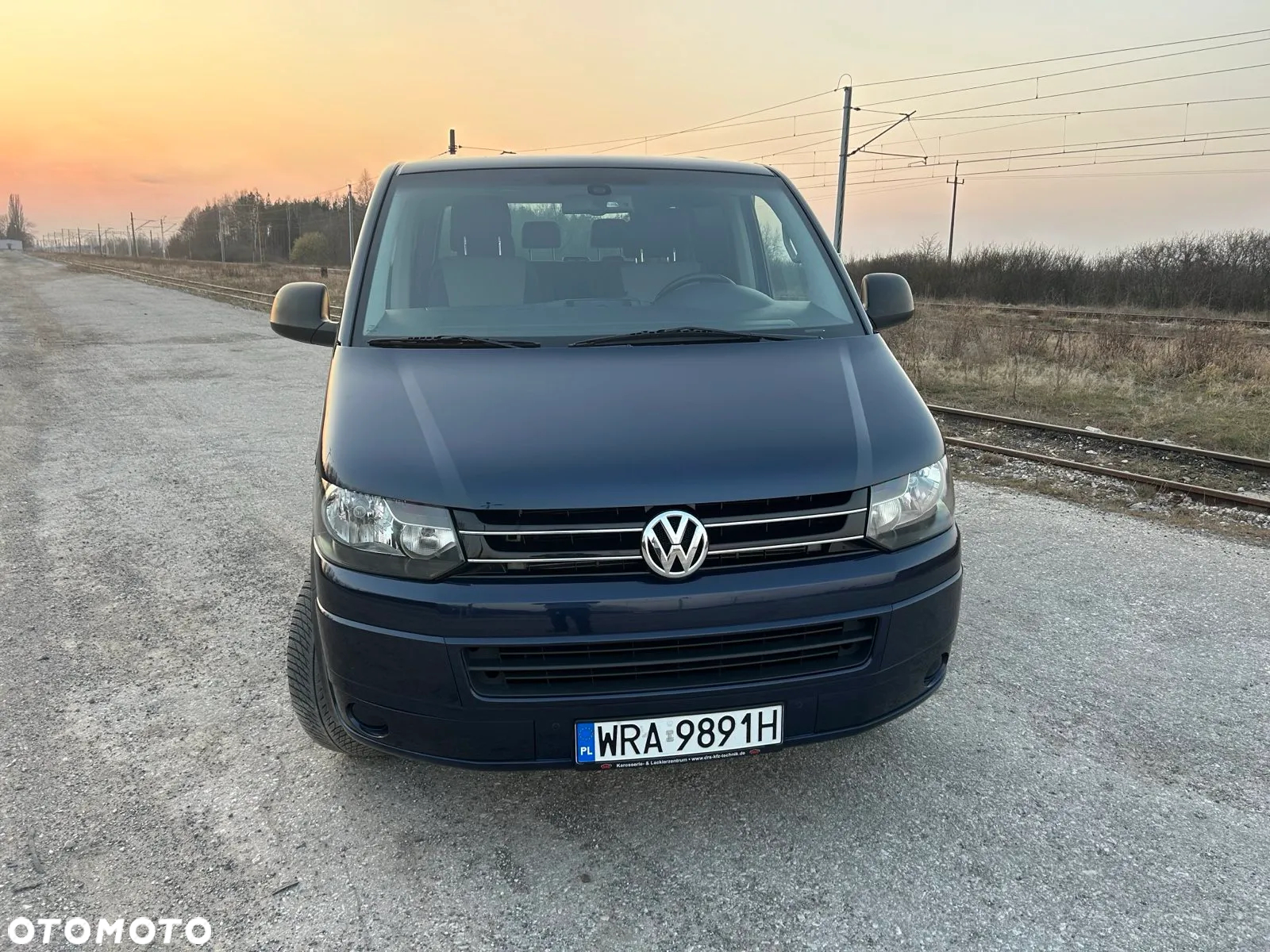Volkswagen Multivan - 2