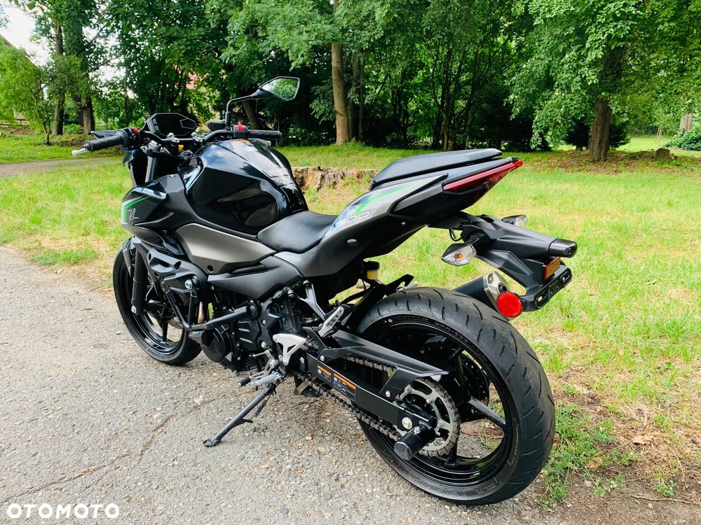 Kawasaki Z - 6