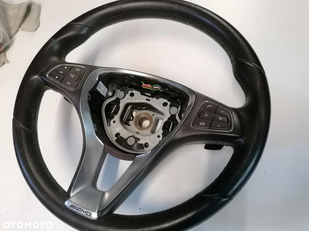 MERCEDES C-KLASA W205 14- KIEROWNICA MULTIFUNKCJA SKÓRZANA ŁOPATKI - 4