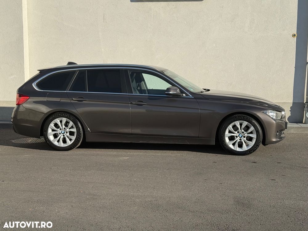 BMW Seria 3 320d Touring Aut. Efficient Dynamics Edition - 31