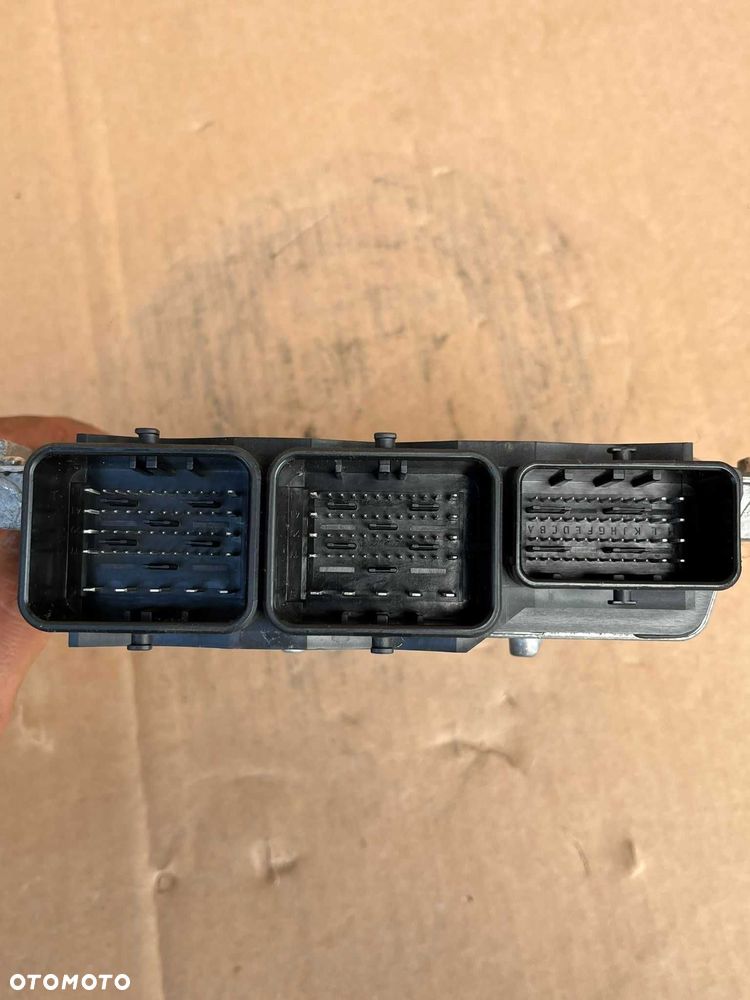 Sterownik silnika FORD KUGA MK1 2.0tdci AV41-12A650-CM DCM3.5 - 2