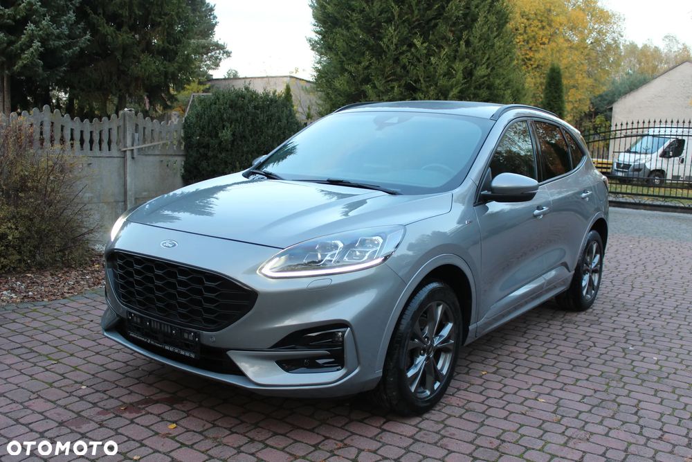 Ford Kuga 2022 photo 2