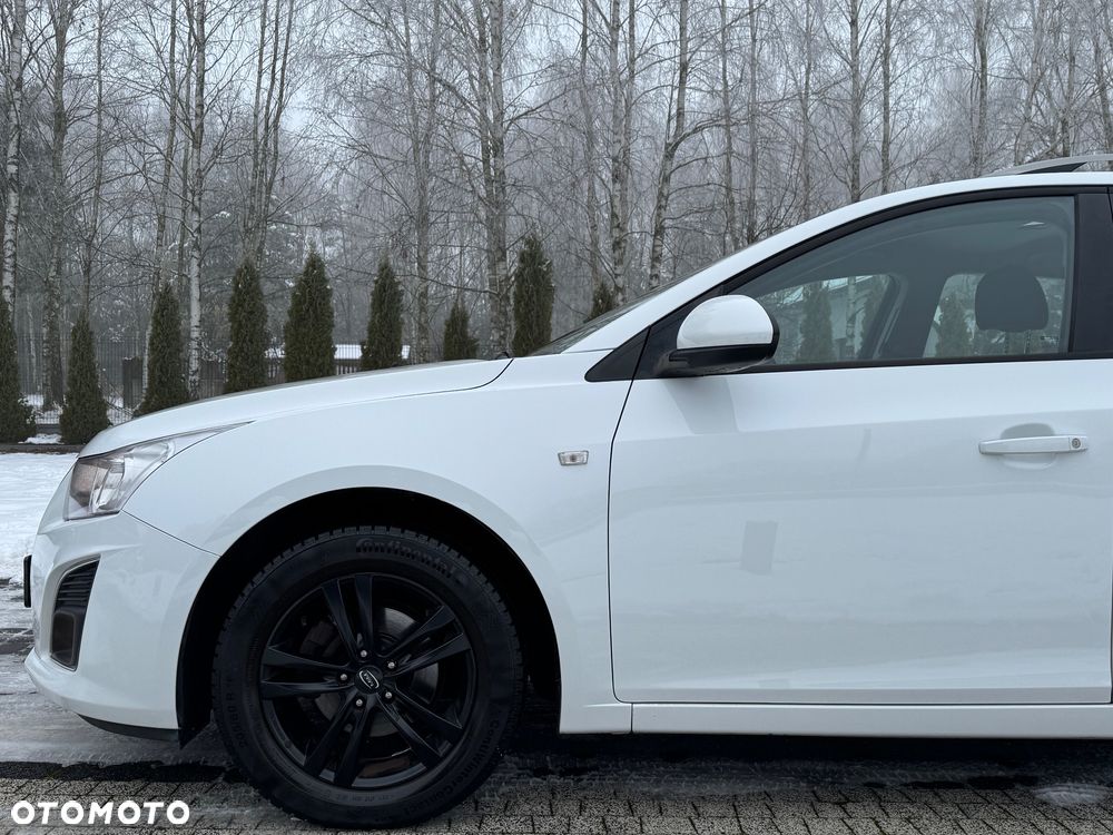 Chevrolet Cruze 1.8 LT+ - 21