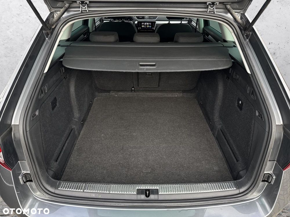 Skoda Superb - 25