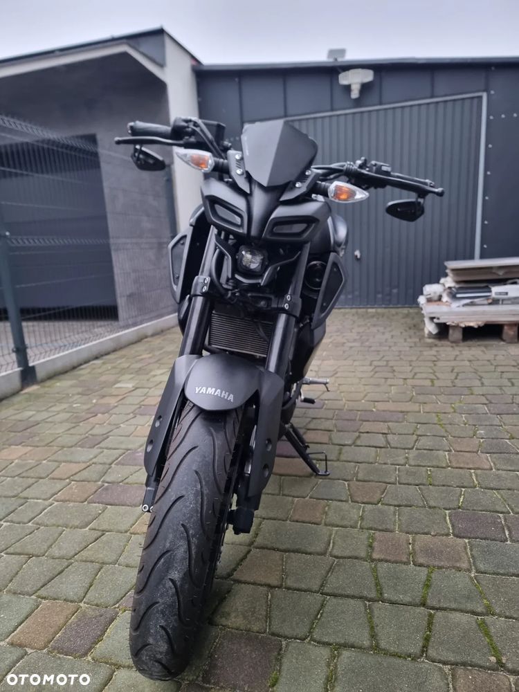 Yamaha MT - 3