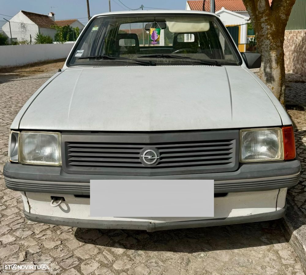 Opel Corsa 1.2 GL - 2