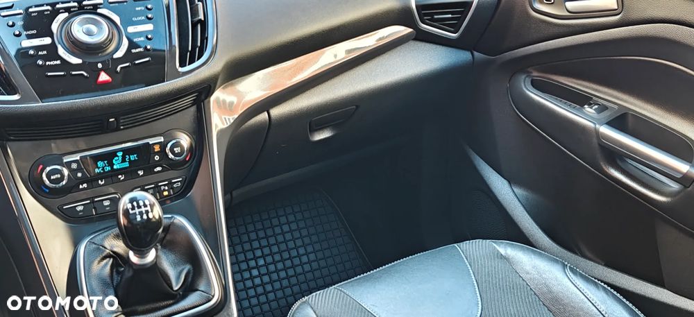 Ford Kuga 1.6 EcoBoost 2x4 Individual - 20