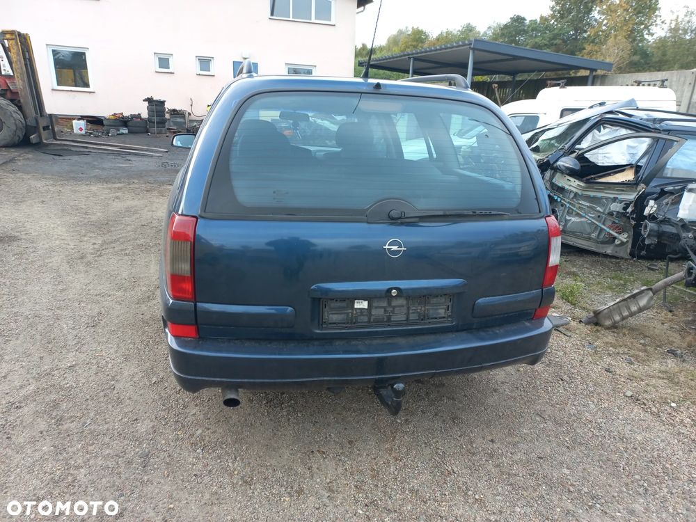 Opel Omega B lift 2.2 benzyna kombi Z20H wszystkie części - 3