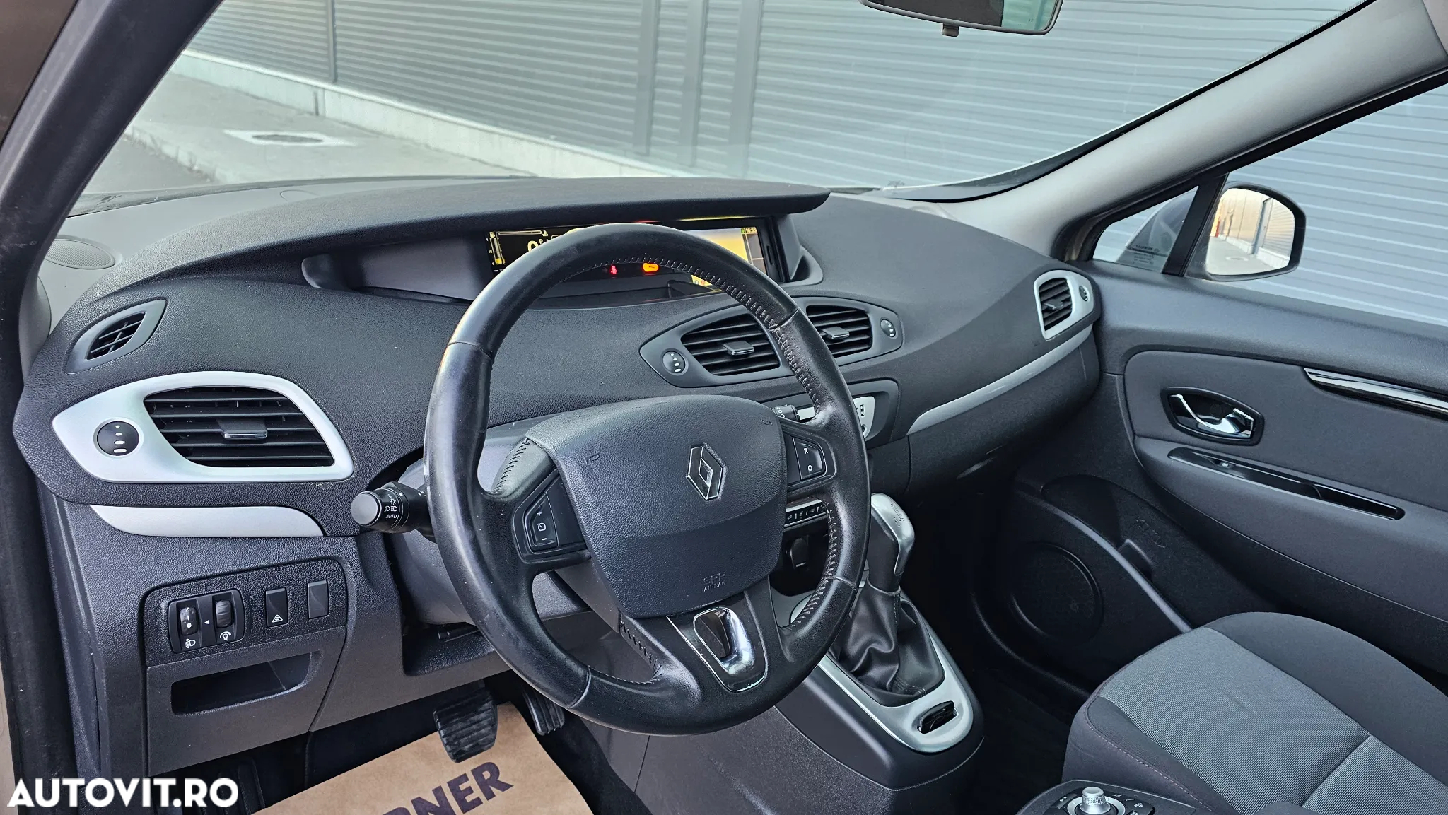 Renault Scenic dCi 110 EDC Expression - 10