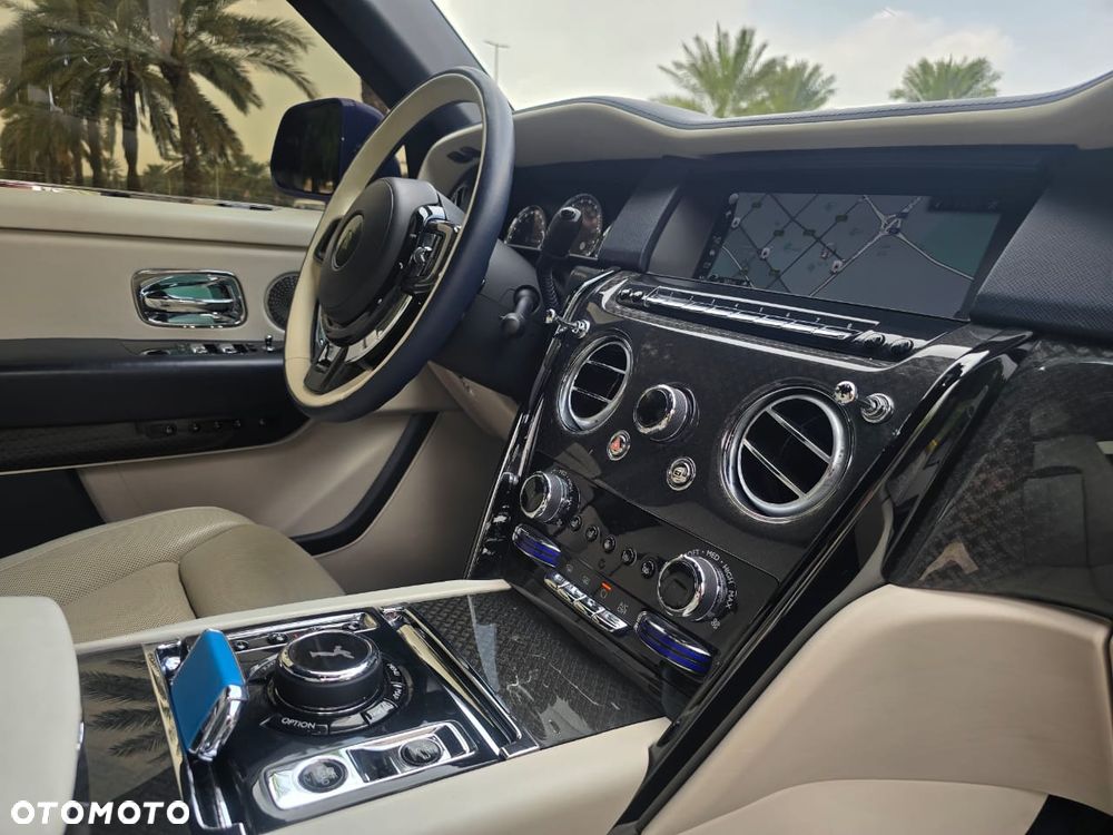 Rolls-Royce Cullinan - 15