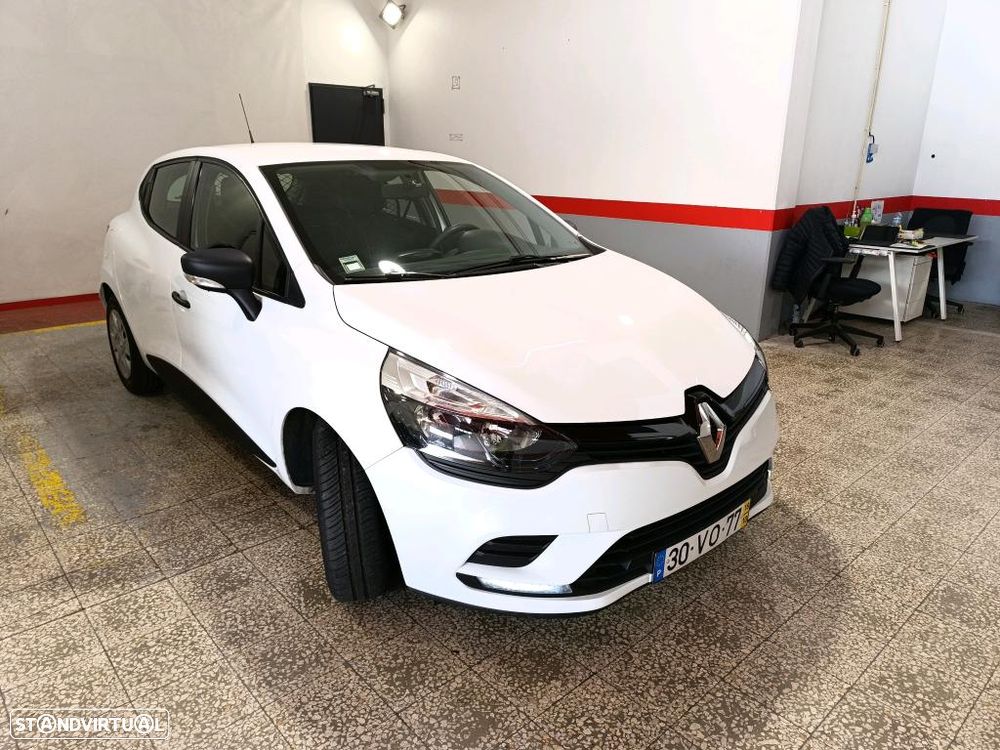 Renault CLIO IV SOCIETE 1.5 dCi Zen - 4