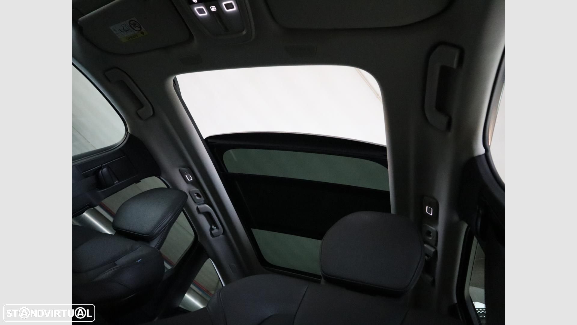 Volvo XC 60 2.0 T8 PHEV Plus Bright AWD - 21