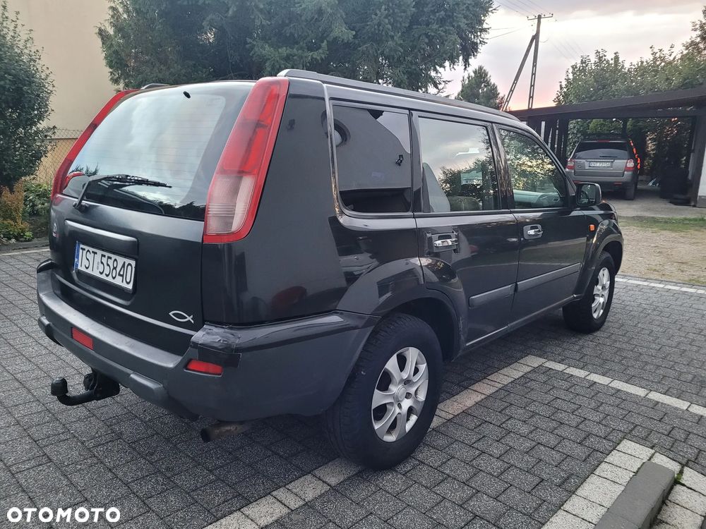 Nissan X-Trail 2.2 dCi Sport - 4