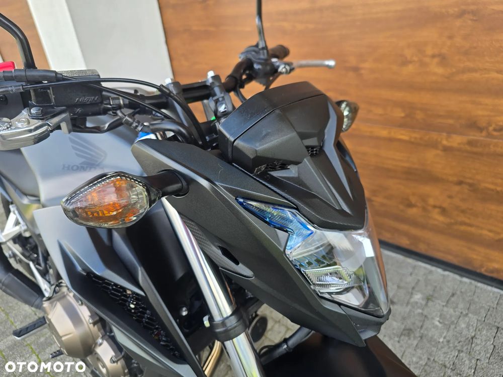 Honda CB - 24