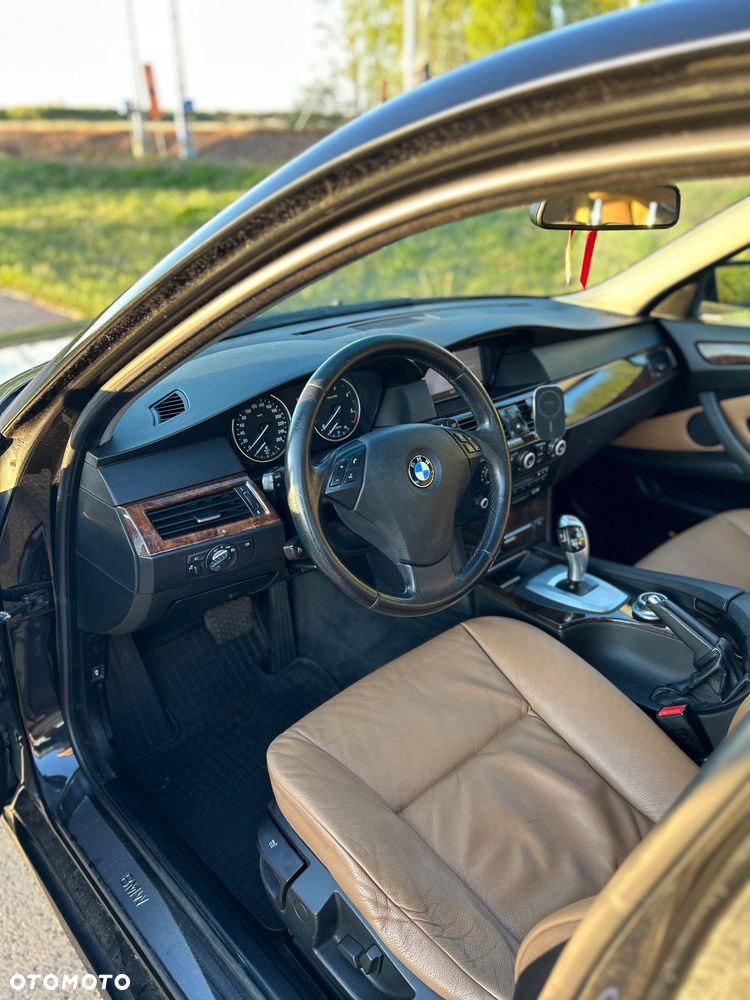BMW Seria 5 - 11