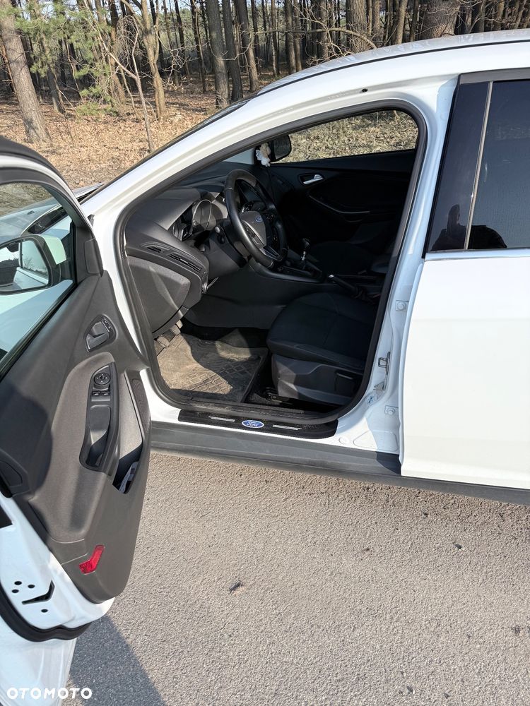 Ford Focus 1.0 EcoBoost SYNC Edition ASS - 5