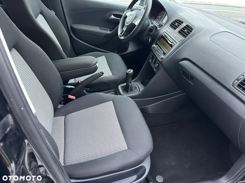 Volkswagen Polo - 19