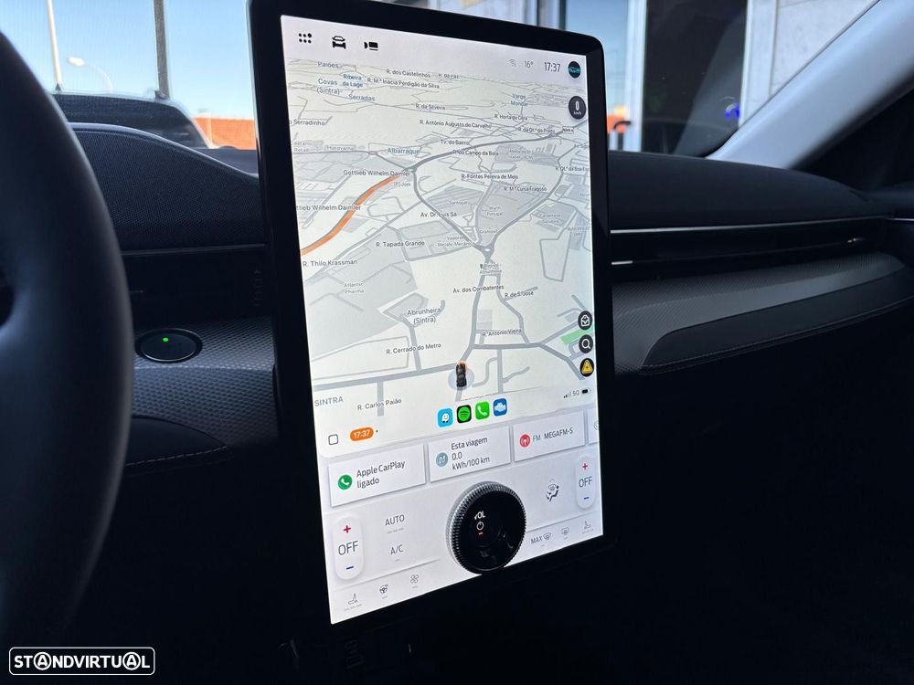 Ford Mustang Mach-E - 23