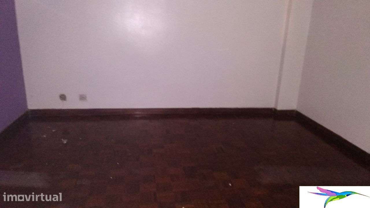Alverca do Ribatejo T1/varanda Renovado - Grande imagem: 4/15