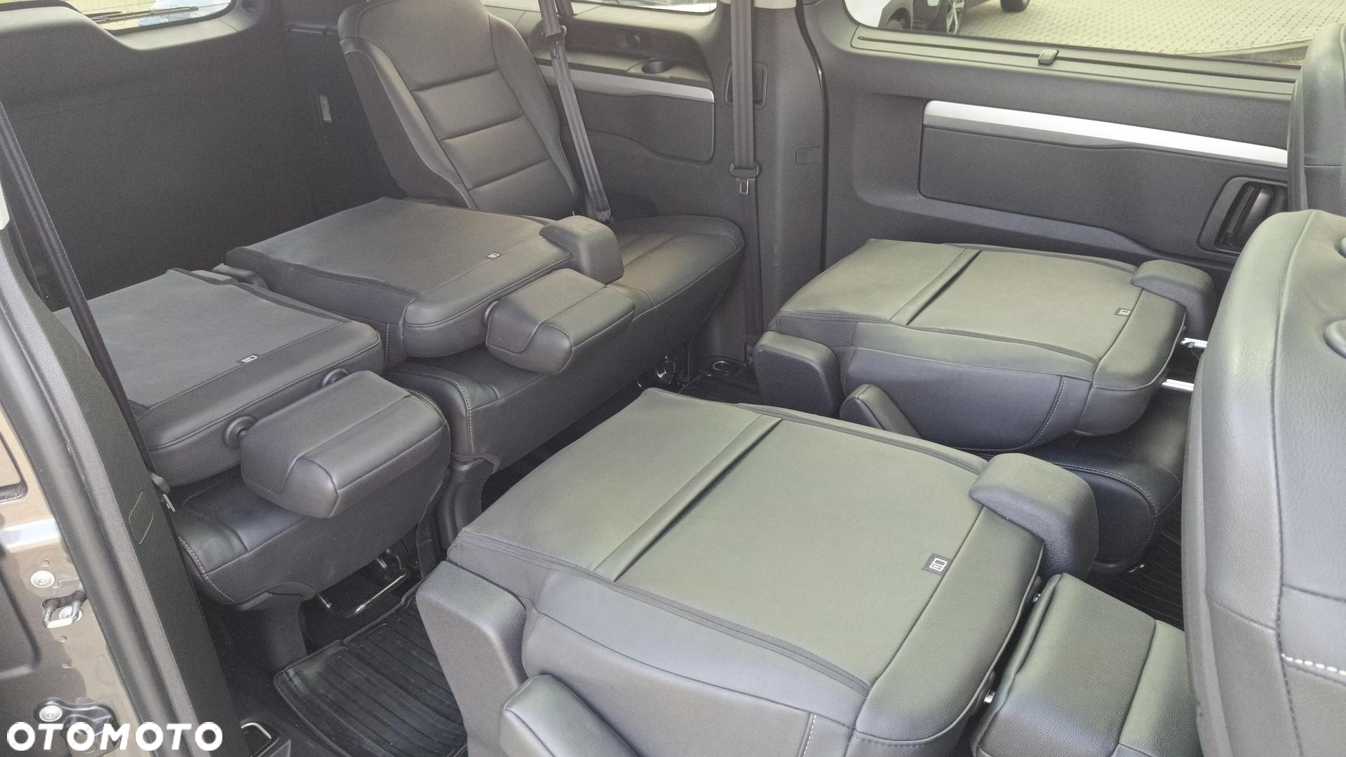 Toyota Proace Verso 2.0 D4-D Long VIP - 11