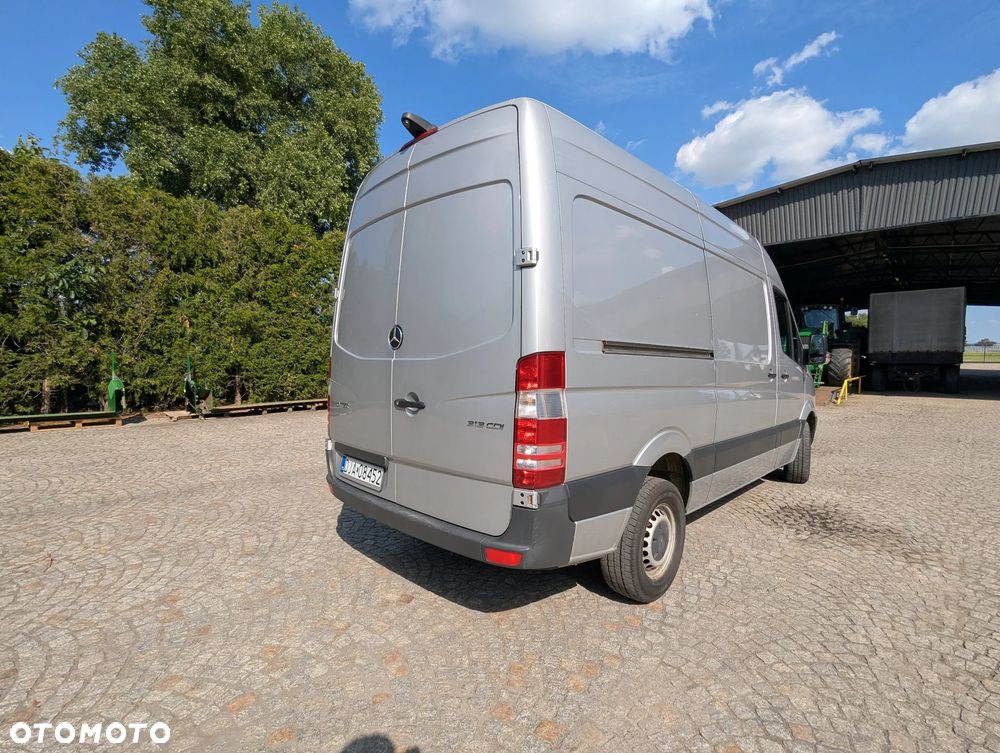 Mercedes-Benz Sprinter - 6