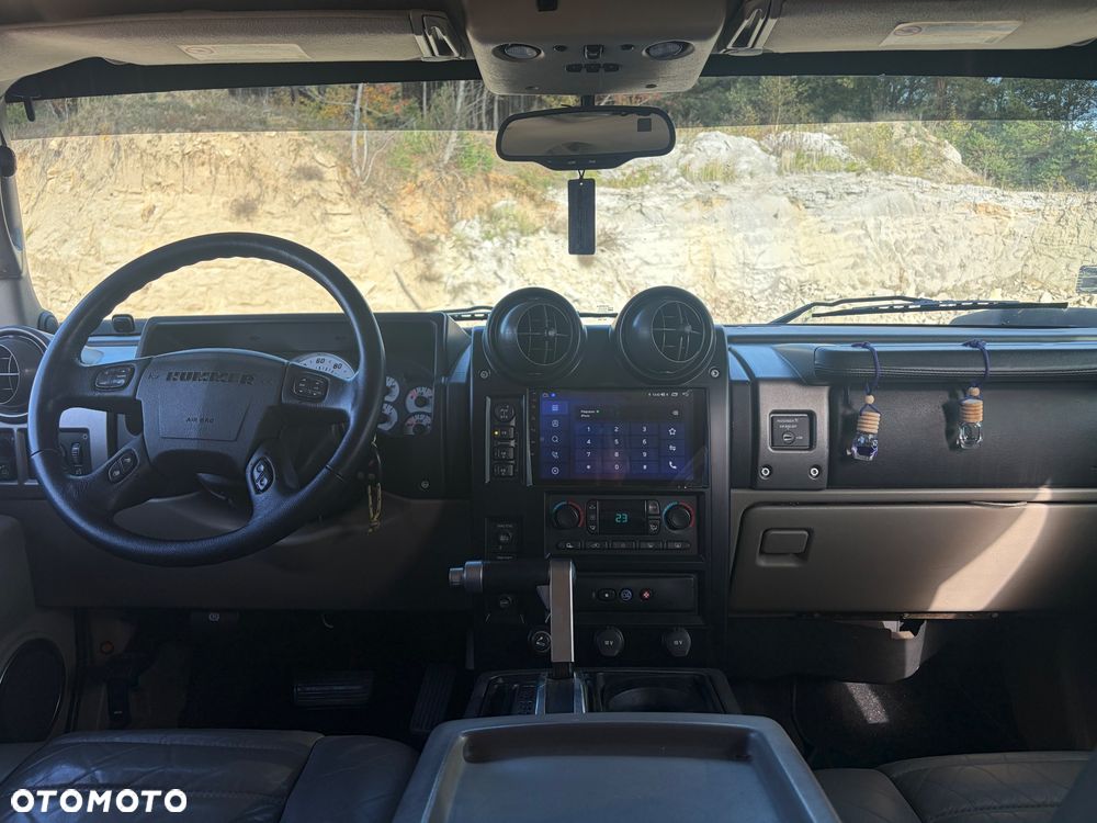 Hummer H2 6.0 V8 - 19