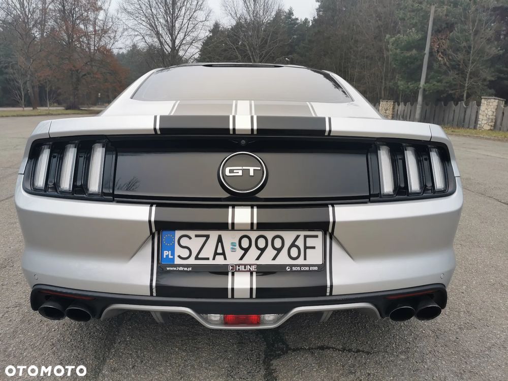 Ford Mustang - 8