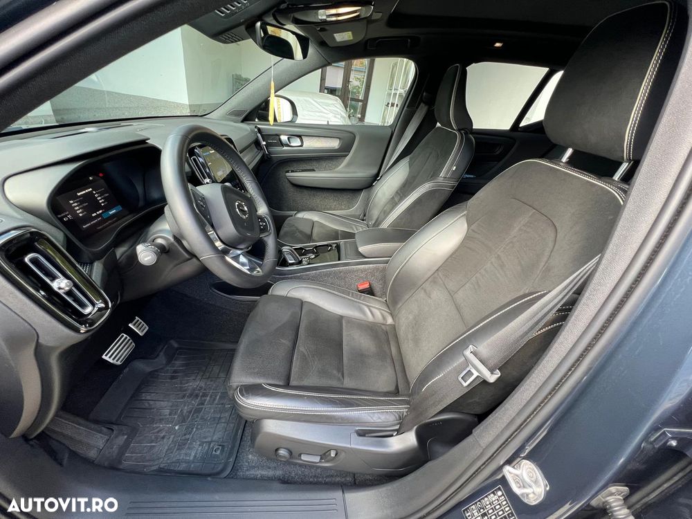 Volvo XC 40 Recharge Twin Motor AWD Plus - 33