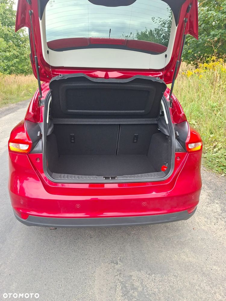 Ford Focus 1.0 EcoBoost Titanium ASS - 3
