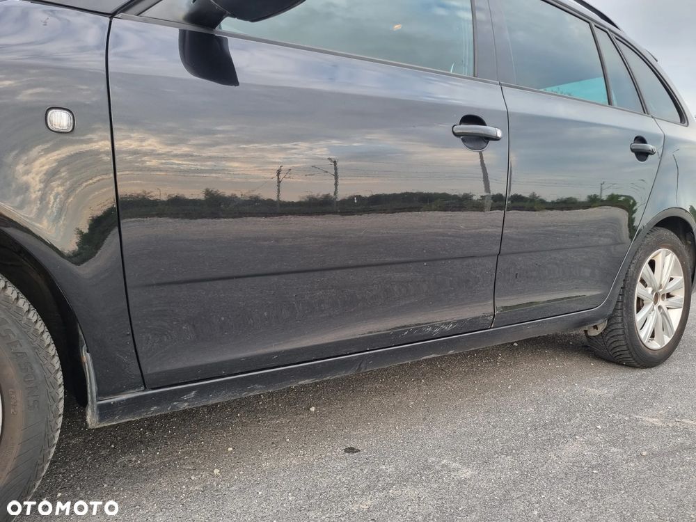 Skoda Fabia 1.4 TSI DSG RS - 9