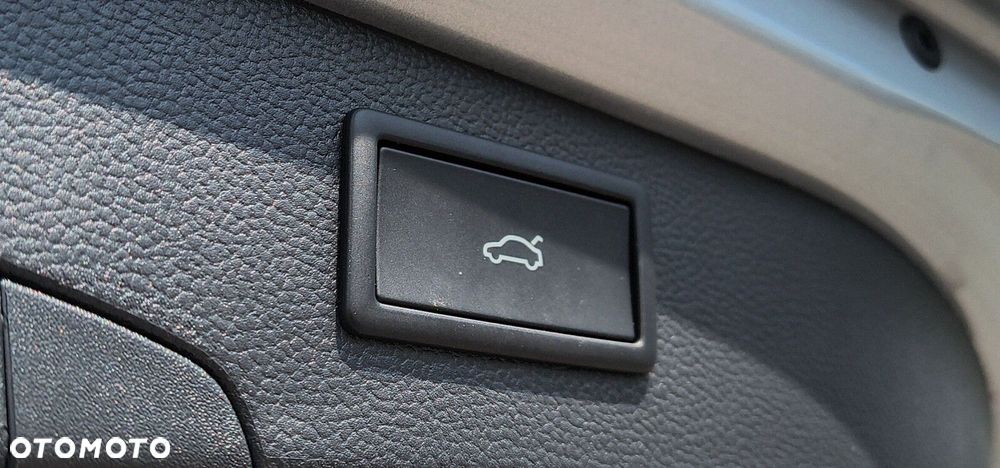 Volkswagen Passat - 29