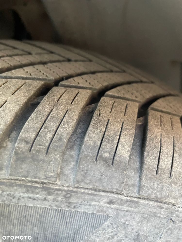 BMW Seria 1 - 21