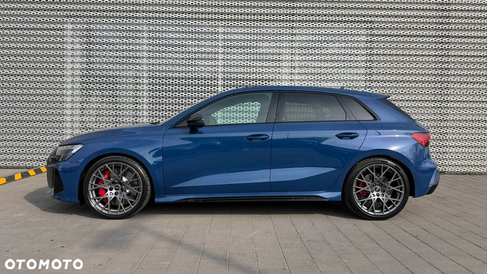 Audi RS3 Sportback - 4