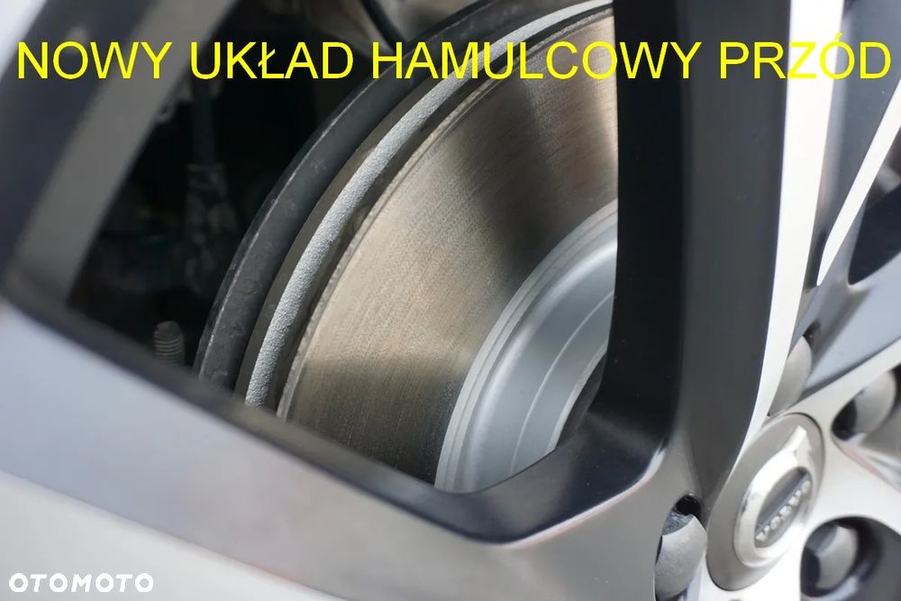 Volvo XC 40 D4 AWD Geartronic R-Design - 13