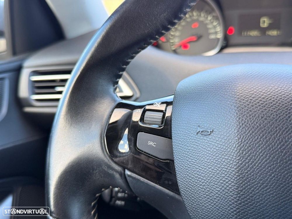 Peugeot 308 SW 1.5 BlueHDi Style - 17