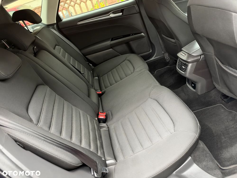Ford Mondeo SW 2.0 EcoBlue Titanium - 34