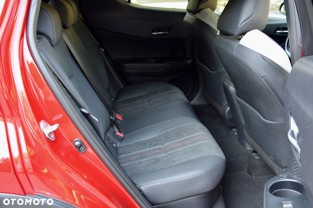 Toyota C-HR 2.0 Hybrid GR Sport - 18