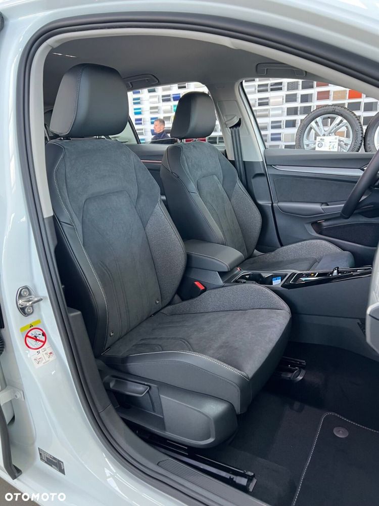 Volkswagen Golf - 7