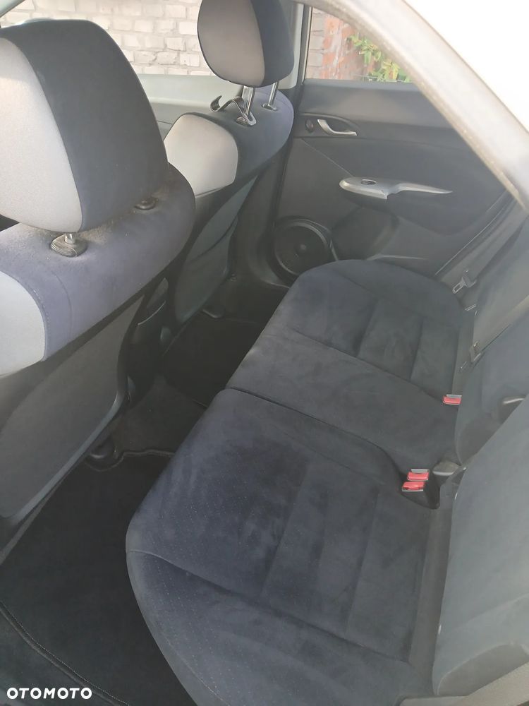 Honda Civic 1.4i-DSi - 19