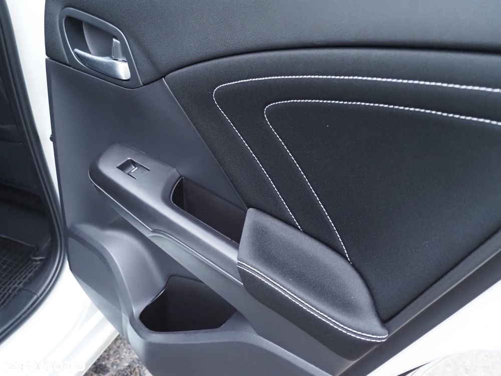 Honda Civic 1.8 Lifestyle (ADAS / Connect+) - 25