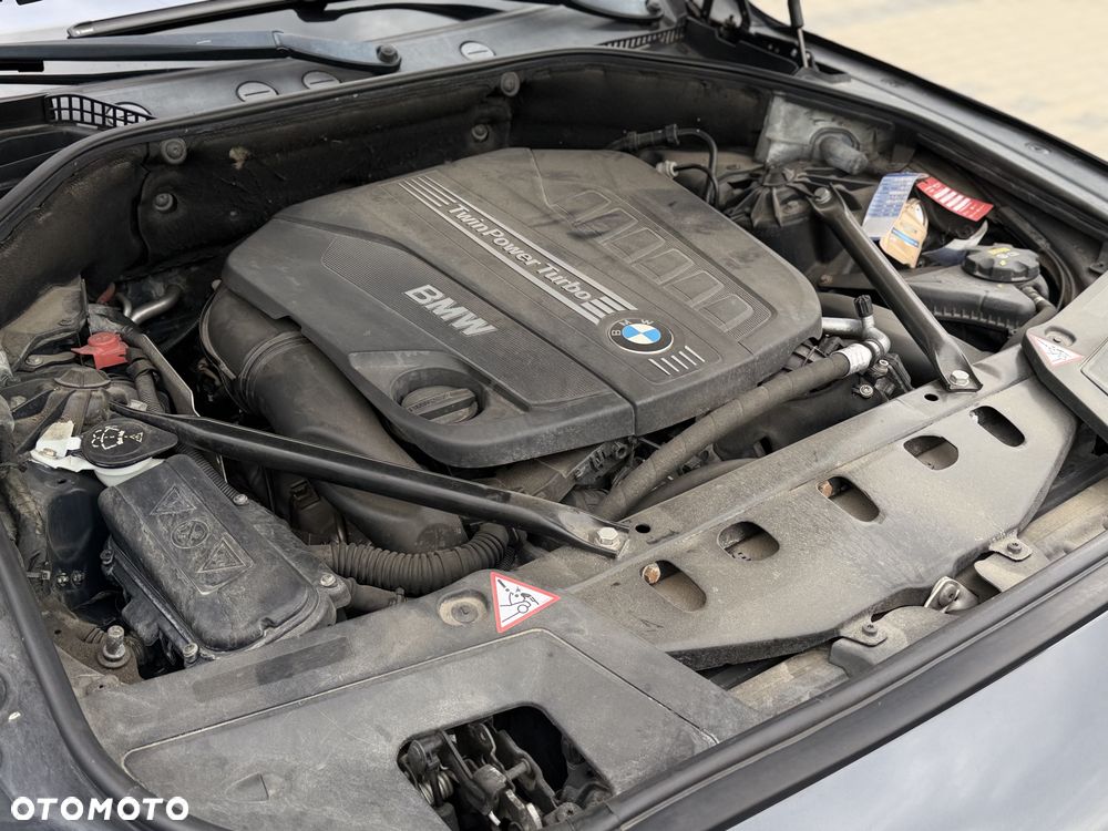 BMW 5GT - 36