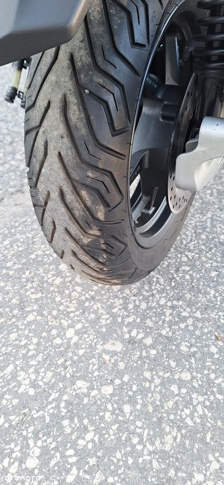Yamaha X-max - 36