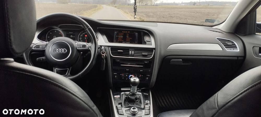 Audi A4 Limousine 2.0 TDI DPF Ambiente - 12